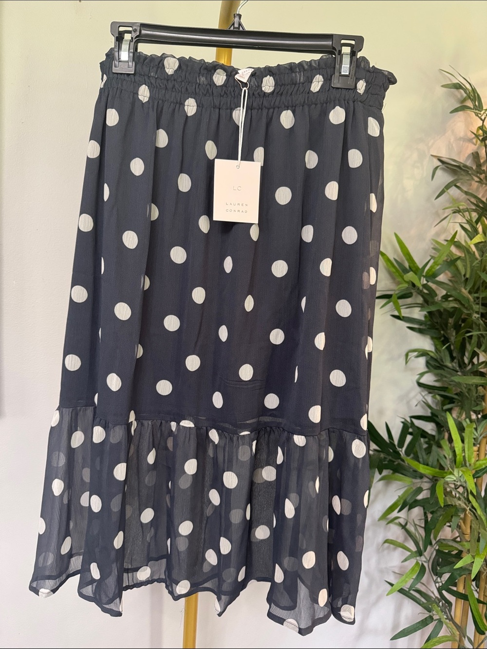 LC Lauren Conrad Navy and White Polka Dot flowy sheath Midi Skirt NWT L
